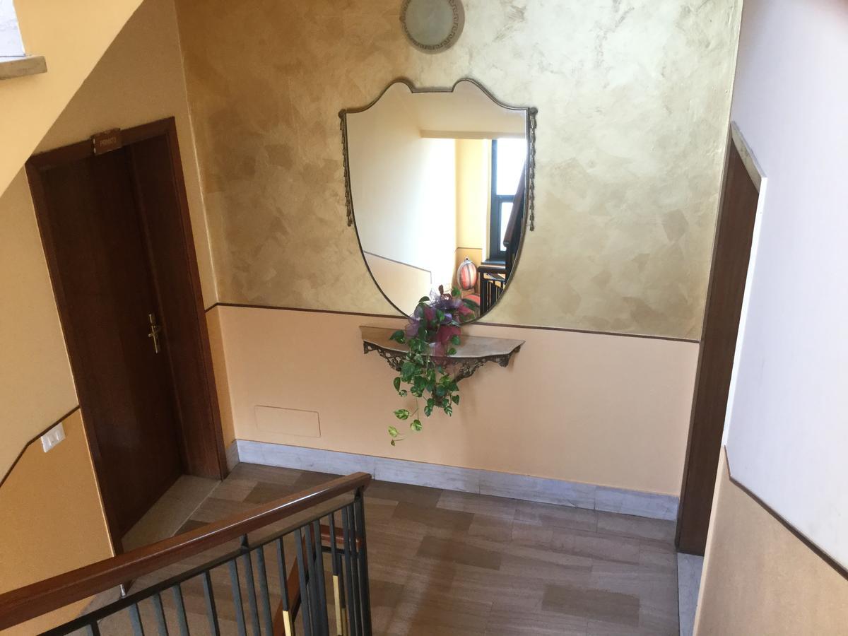 Albergo Diana Legnaro Exterior foto